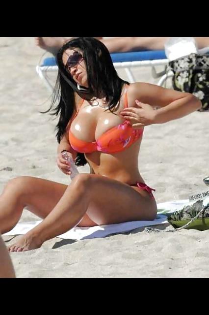 25P Non-nude but HOT chicks 10