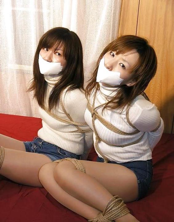 19P XCHICAS BDSM  91  (ASIAN)