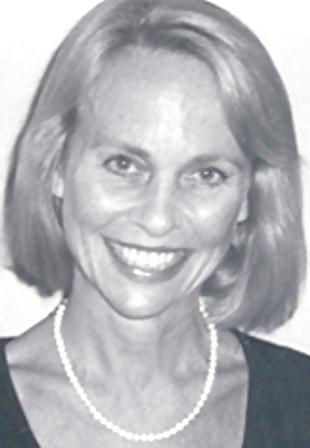 6P 60 Something Realtor Dorie: Needs To Fuck Young Black Cock
