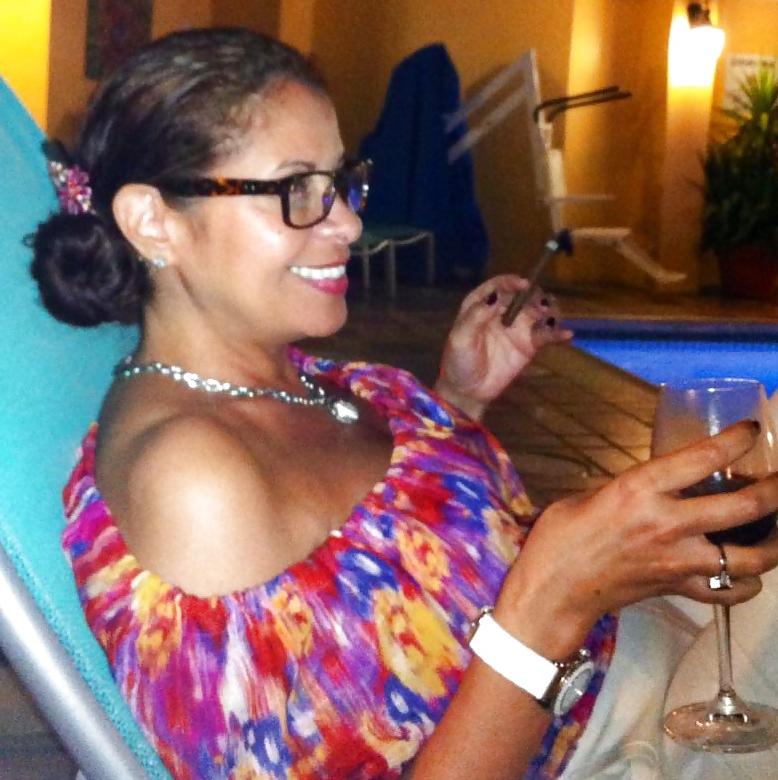 16P Puerto Rican milfs (non-nude)