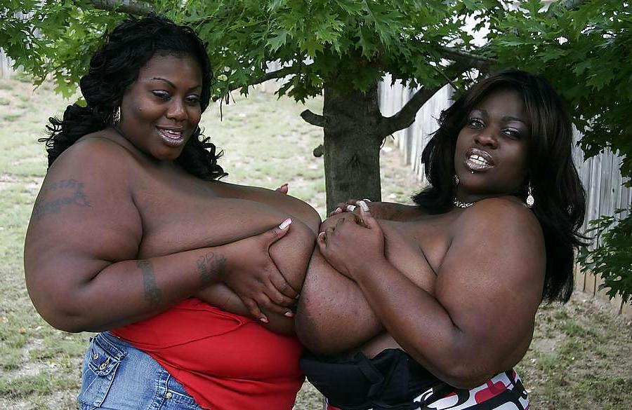 15P Busty Ebony BBWs