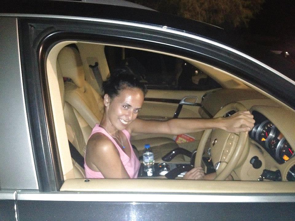 23P Romanian women: anna