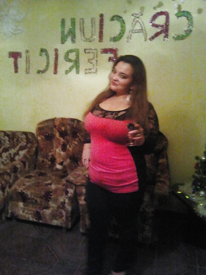 18P Romanian girl: Mihaela