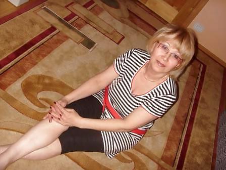 12P Elegant Mature Ladies