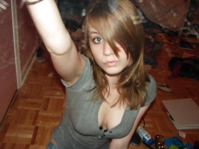 16P Self shot2 no-porn