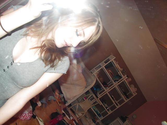 16P Self shot2 no-porn
