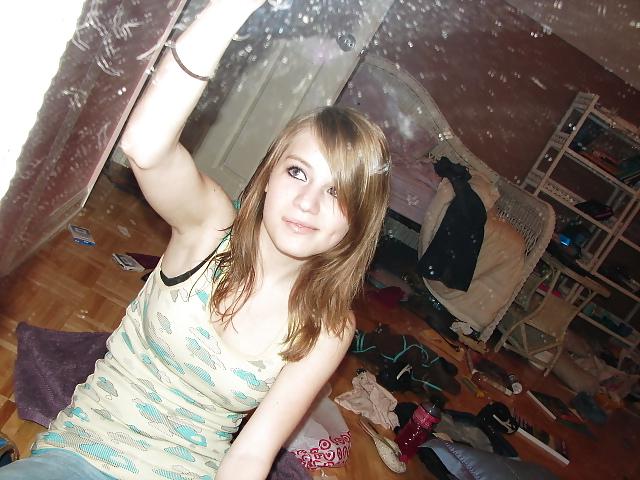 16P Self shot2 no-porn