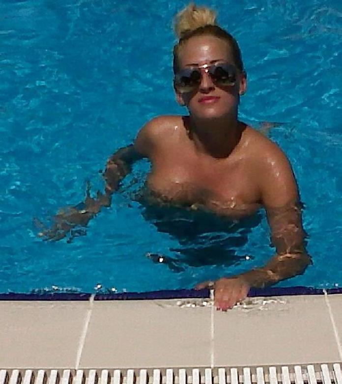 17P Greek girl: chloe part 2