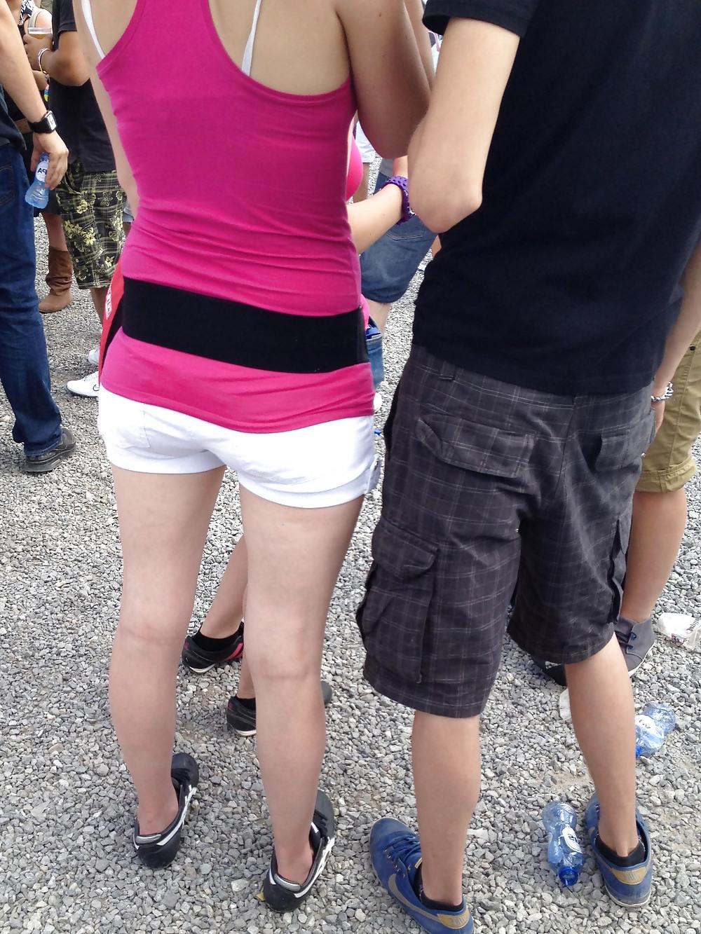 12P Ass street candid shoot 1