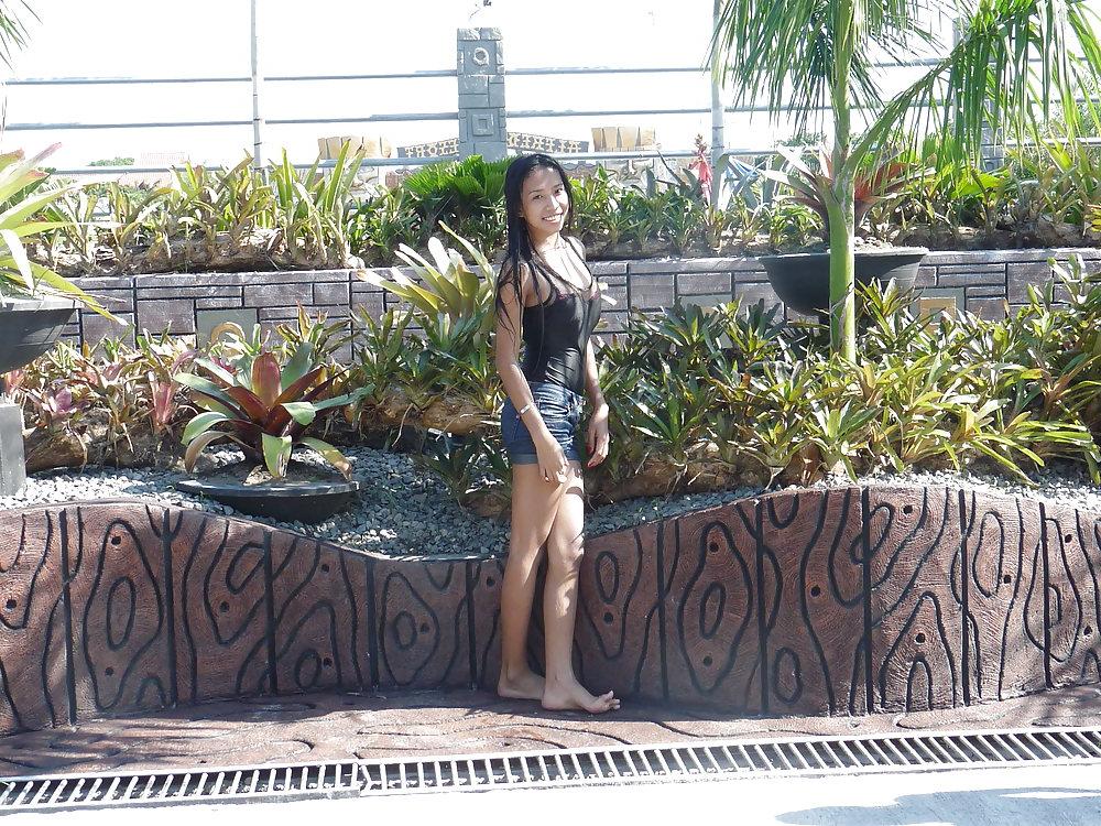 14P Hot asian babe