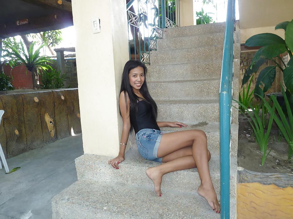14P Hot asian babe