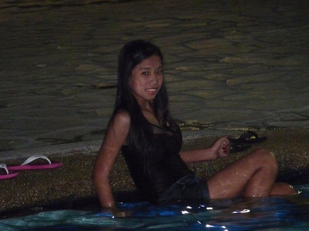 14P Hot asian babe