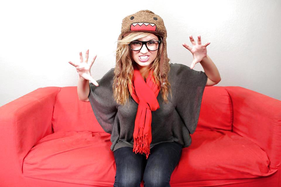 12P Tori Kelly