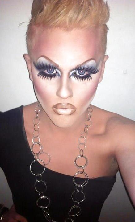 25P Drag Queens