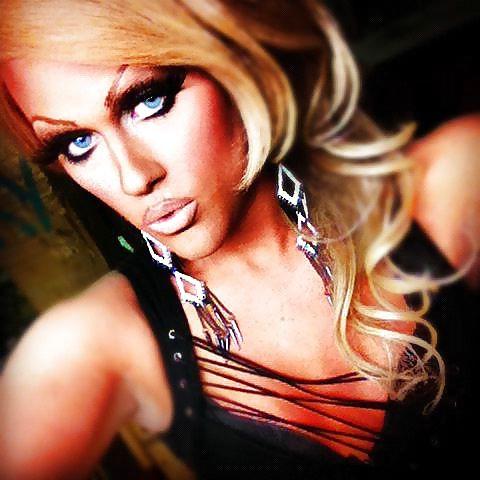 25P Drag Queens
