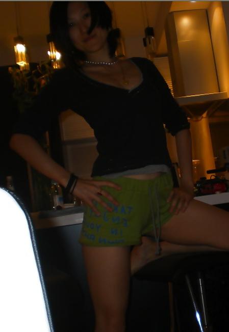 24P Asian wife to share 