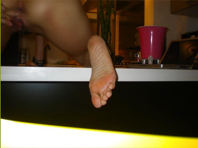 24P Asian wife to share 
