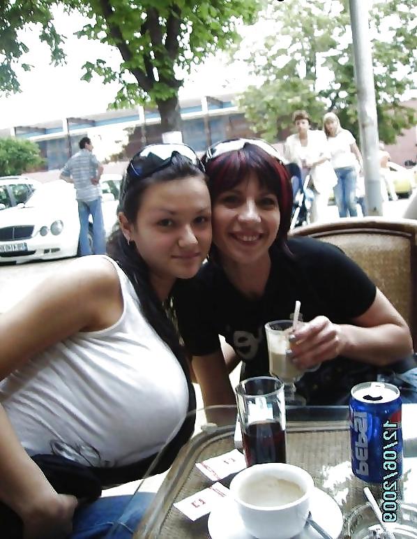 20P Clothed busty beauties 1 (non nude)