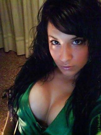 9P Facebook girls (non-nude)