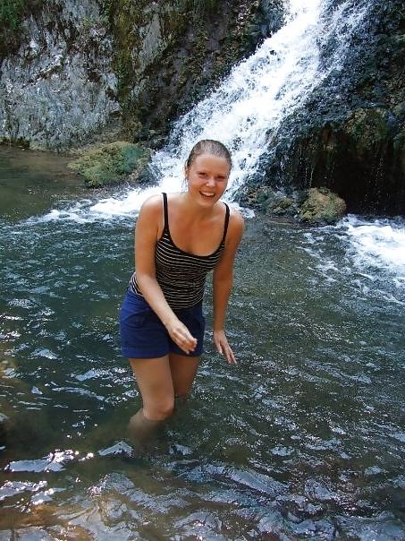 25P Wild vacation girls 3