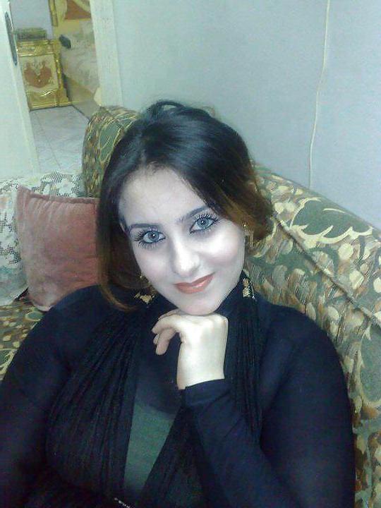 14P Hot muslim girls