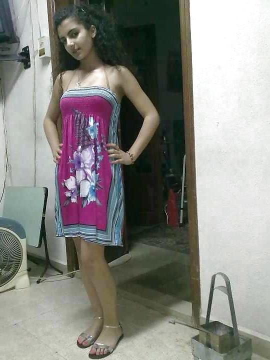 14P Hot muslim girls