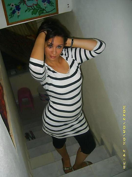 11P Arab Tunisian Girl