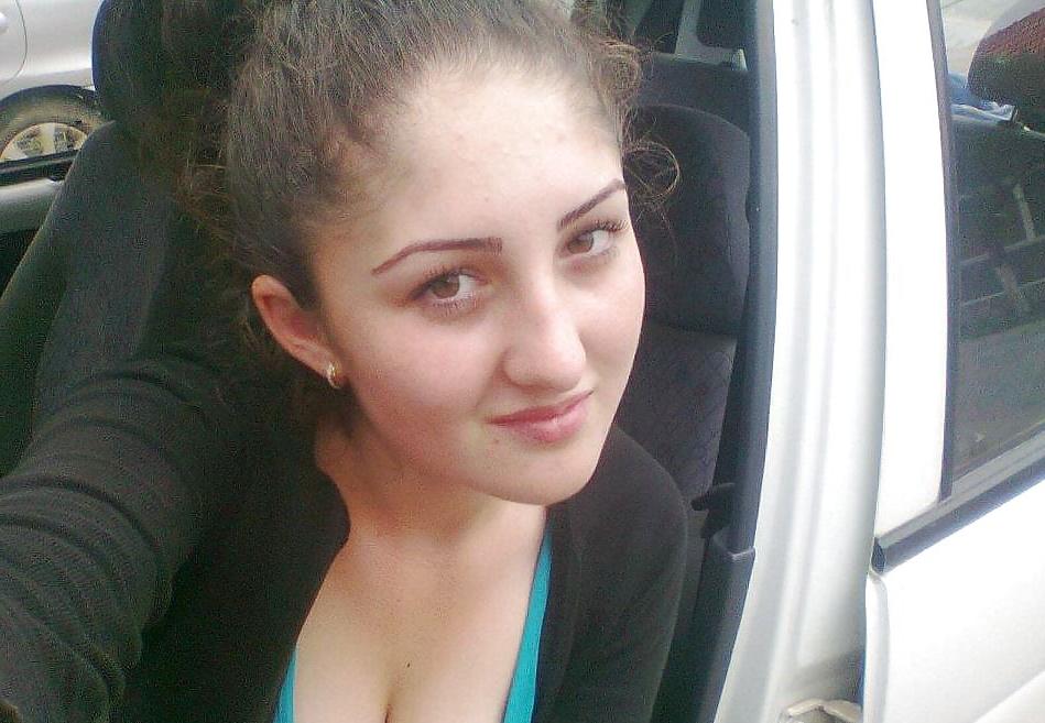6P Greek girl: mya