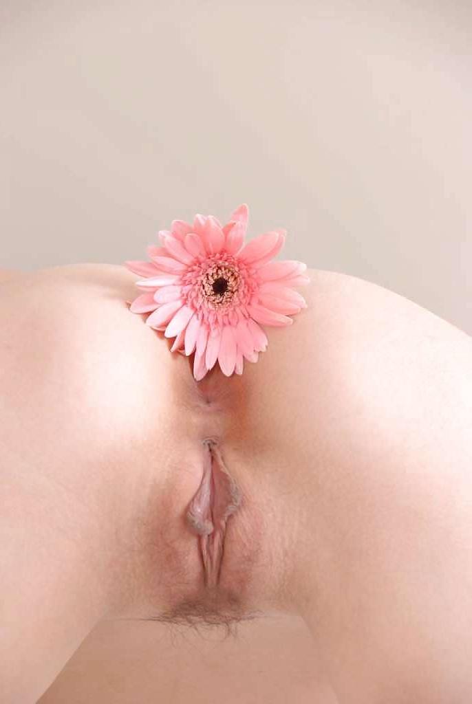 15P The Beauty of Asian Ass and Pussy