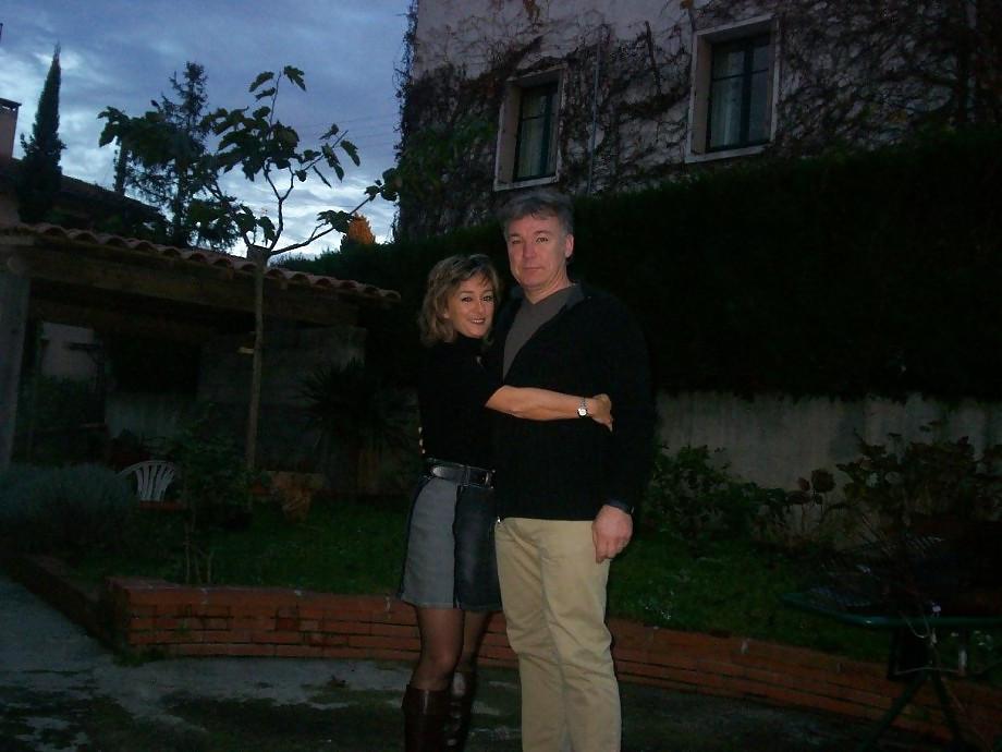 25P Horny mature 4, outdoor