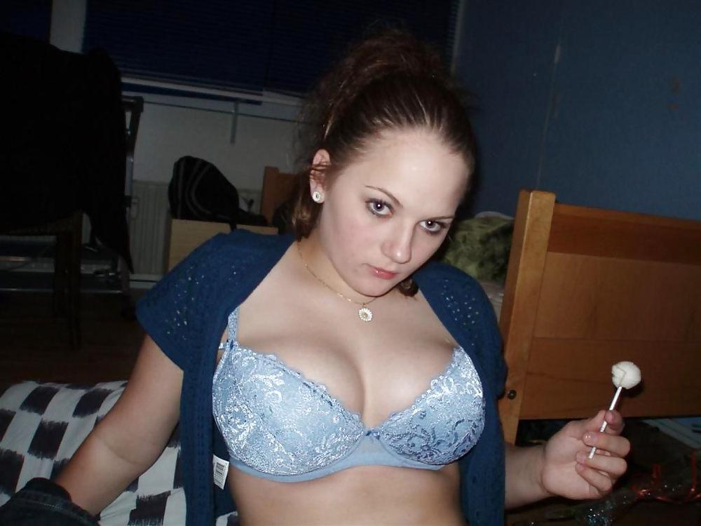 16P Busty norwegian girlfriend