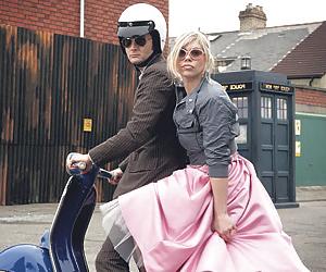7P Matt Smith isnt the 1st Dr Who to take to a moterbike