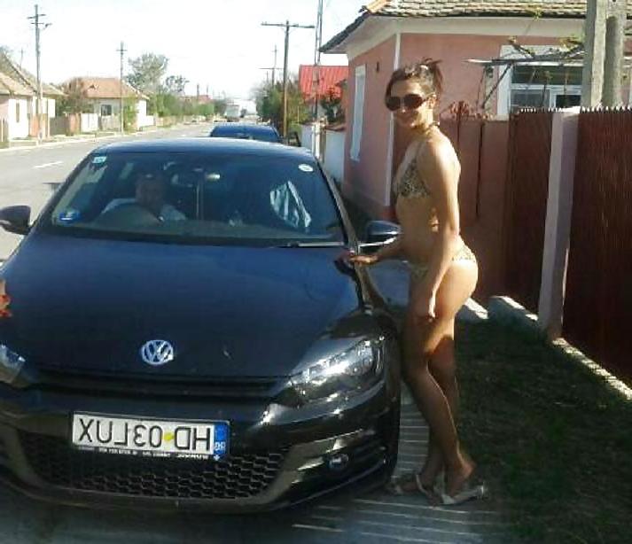 15P Romanian girl: oana