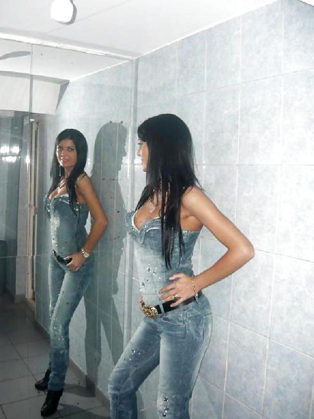 18P Romanian girl: Diana
