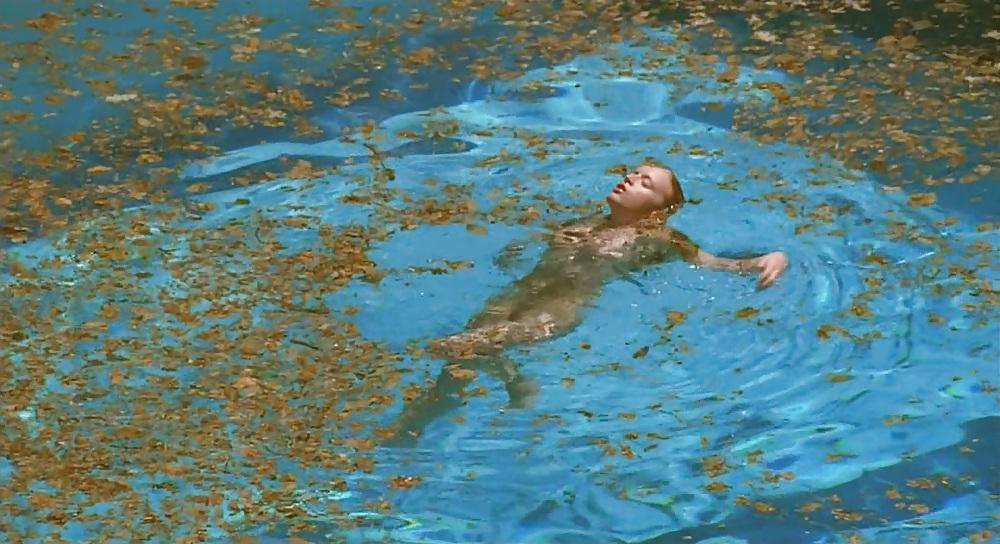 10P Hot Movie 20:  SWIMMING POOL
