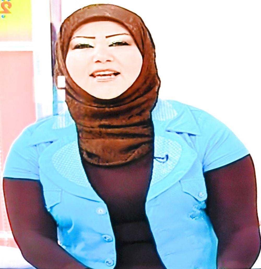 25P Hijab presenter