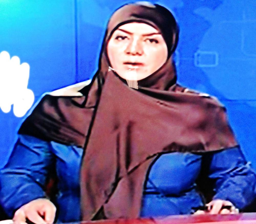 25P Hijab presenter