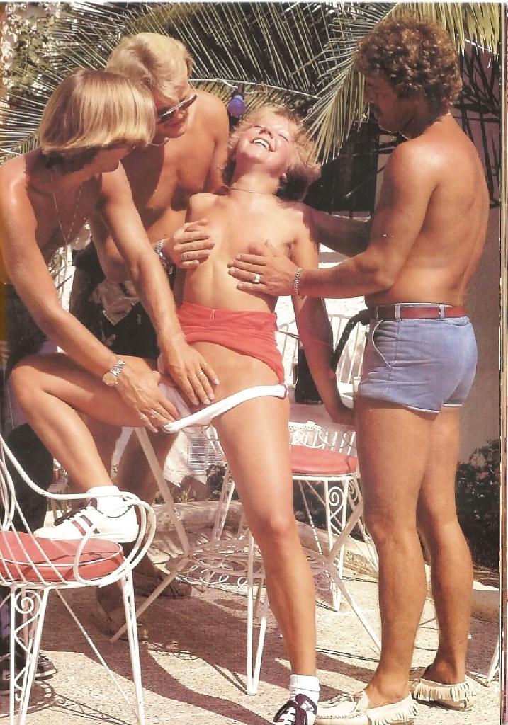 25P TEENAGE SCHOOLGIRLS #32