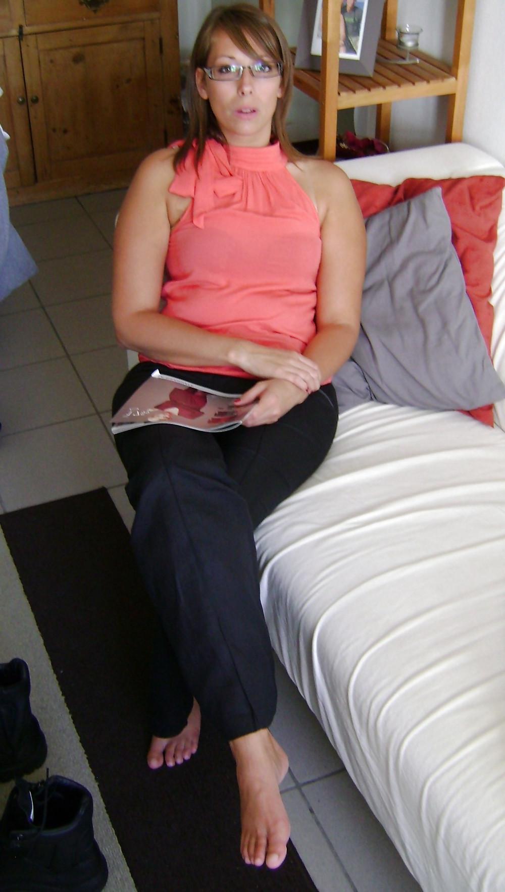 25P Sexy mature ladies 138 (sexy clothed)