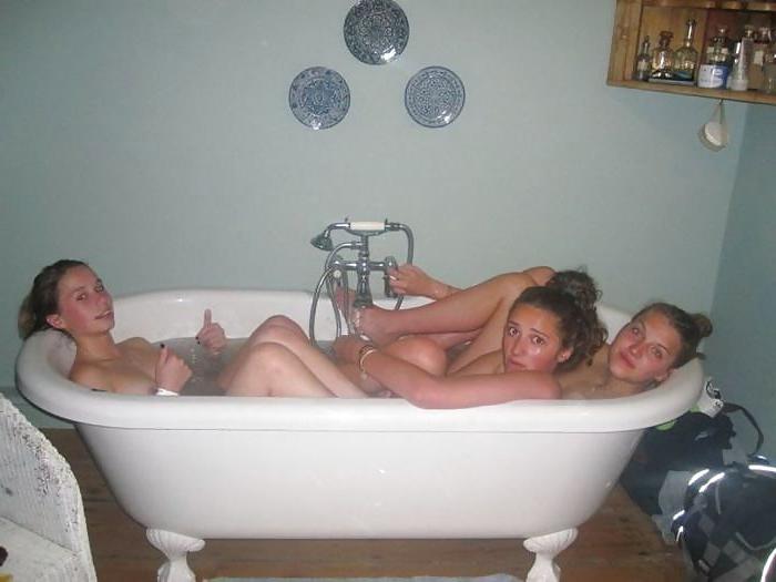 22P Wild vacation girls 2