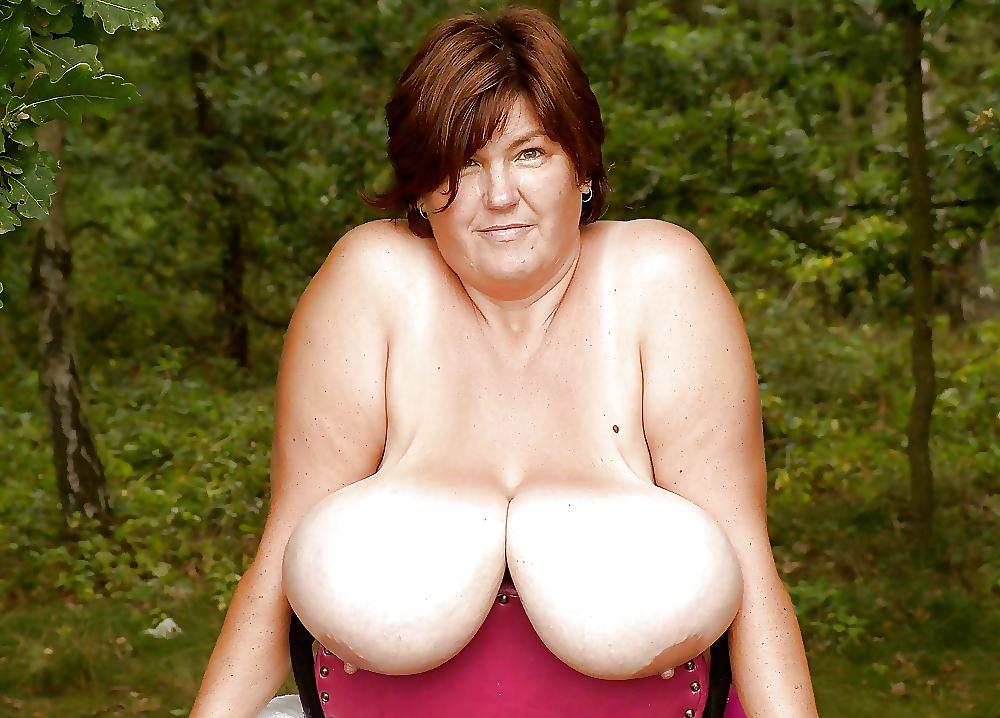 25P Table Top Titties #2