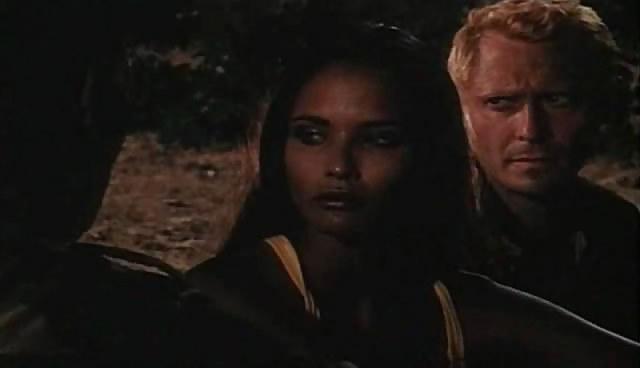 10P Hot Movie 23 : Emmanuellle Queen of desert 