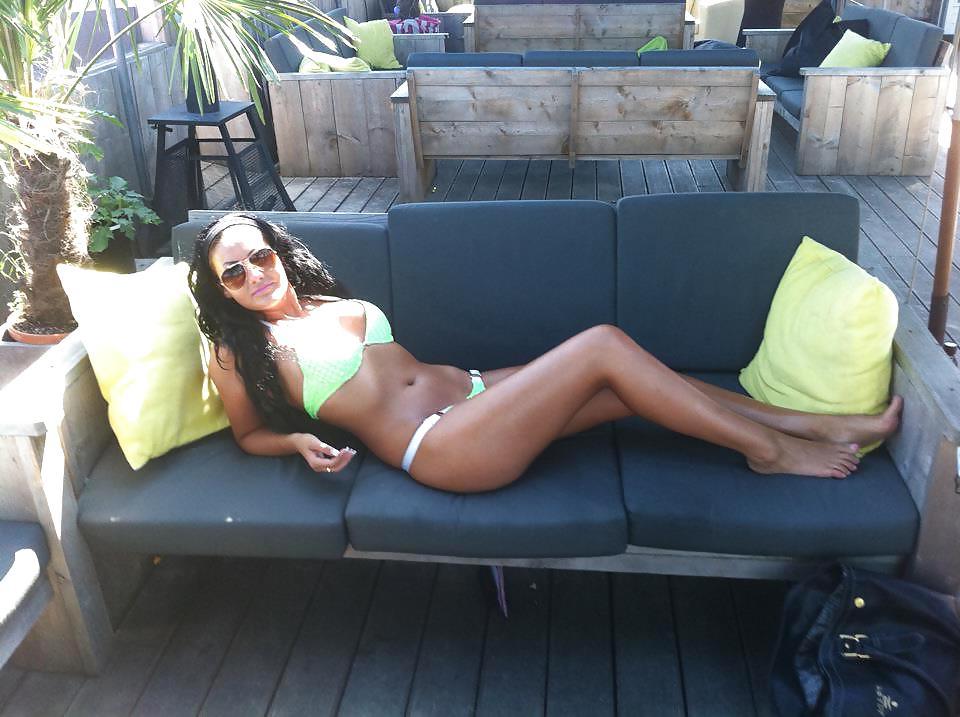 12P Romanian girl: Dolce