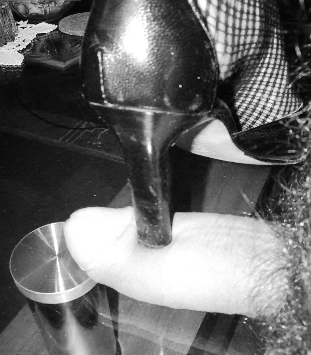 8P My greek wife torture my dick sucked before.
