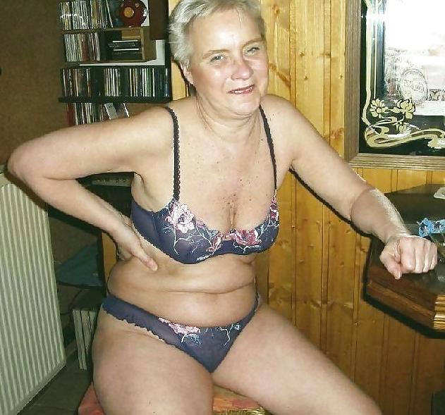 25P Encore des granny