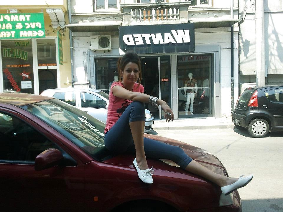 19P Romanian women: Alina