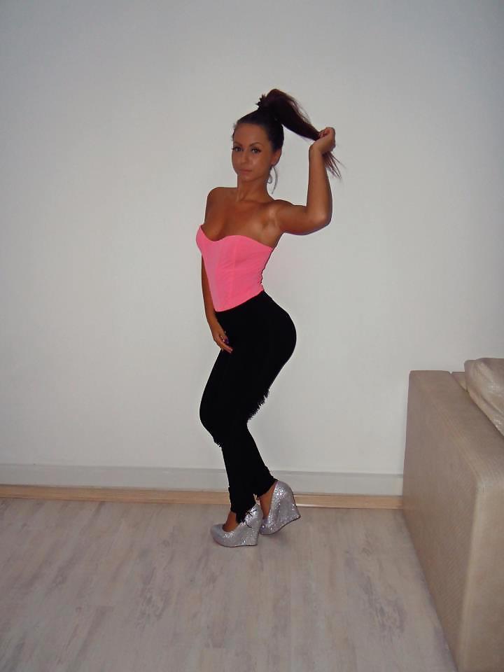7P Romanian girl: anita