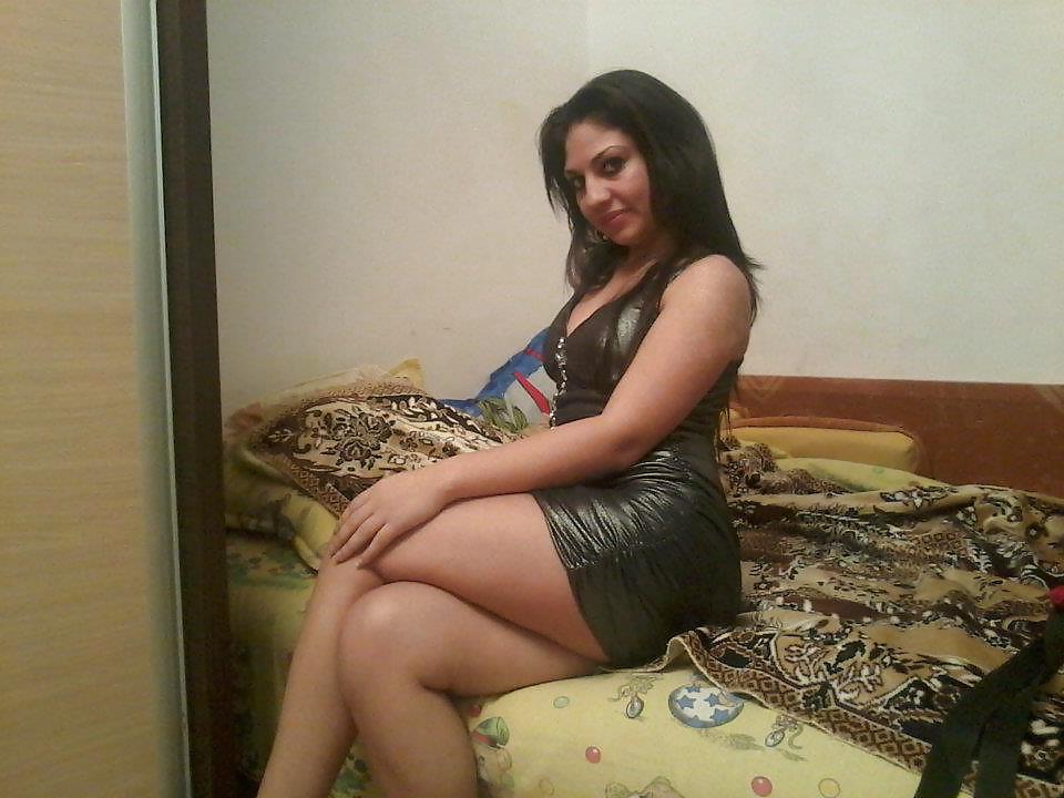 25P Romanian girl: Adriana