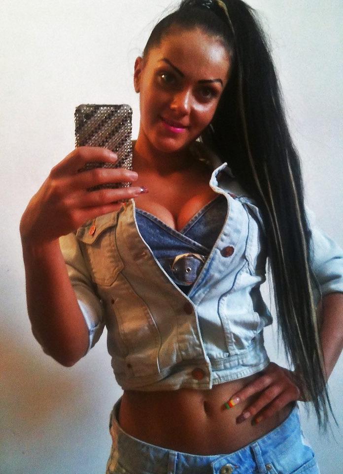 18P Romanian women: christina