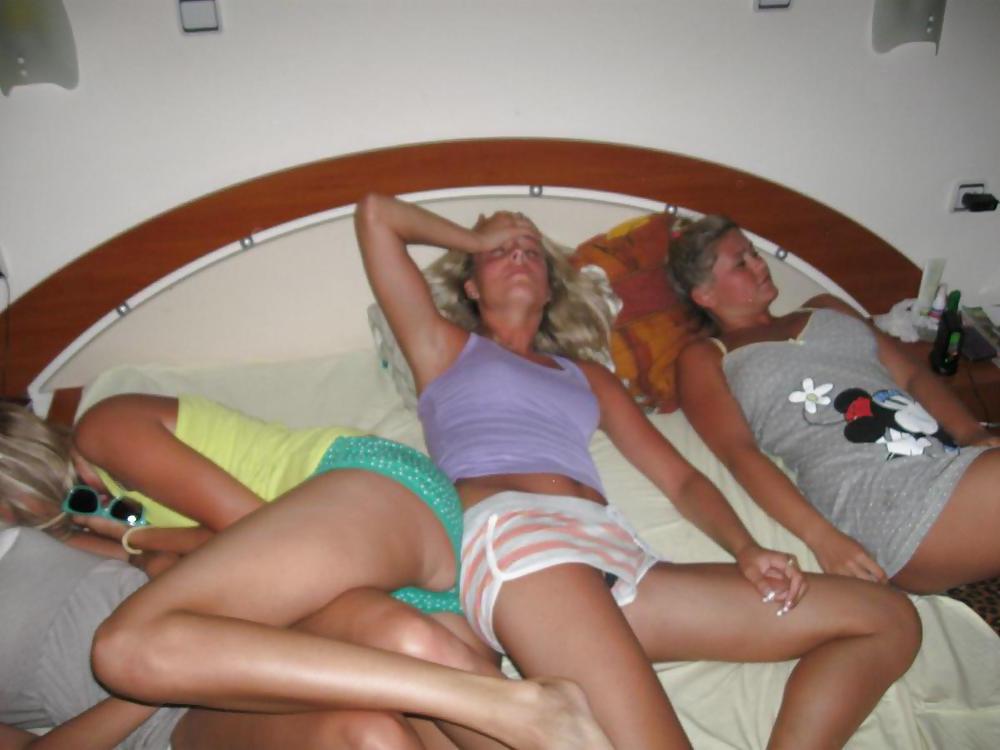 25P Upskirts Upshorts 40